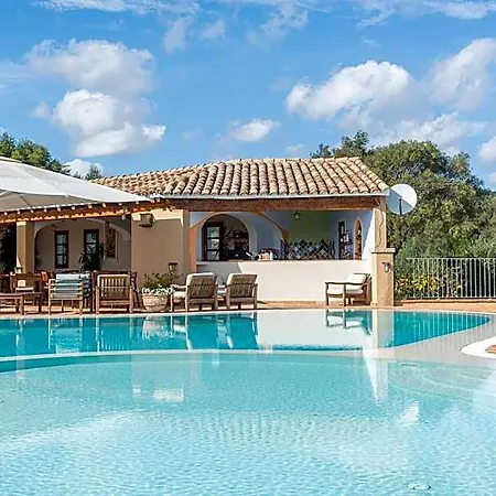 Felix - Country Parco Degli Ulivi 4* Арцакена